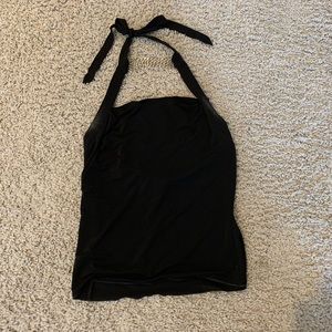 Bebe halter